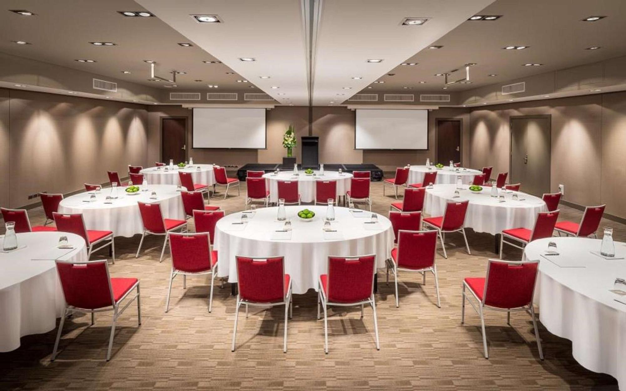 Doubletree By Hilton Квинстаун Экстерьер фото