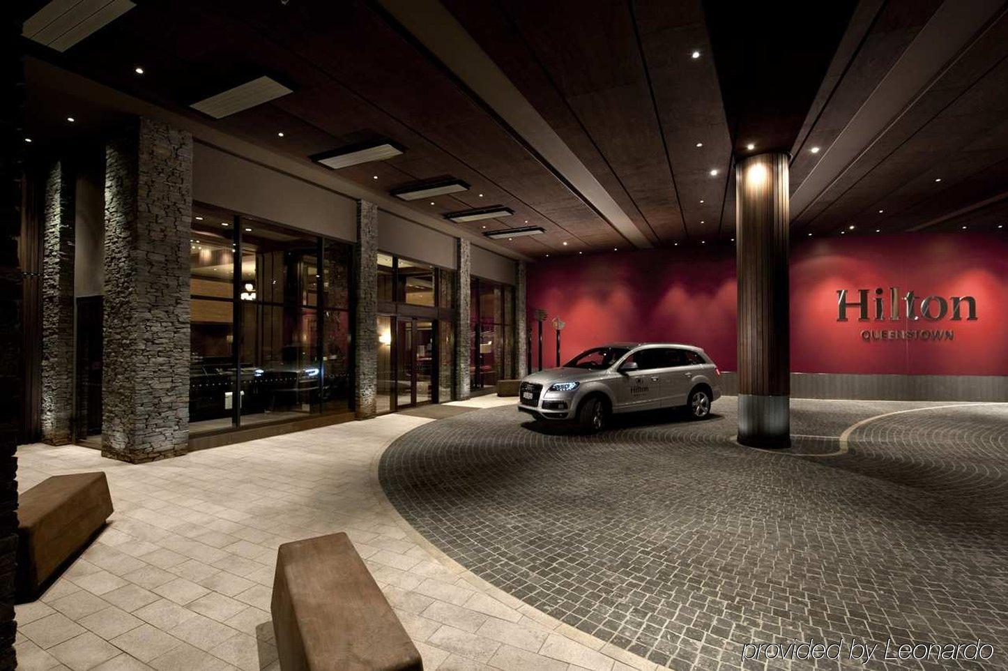 Doubletree By Hilton Квинстаун Экстерьер фото