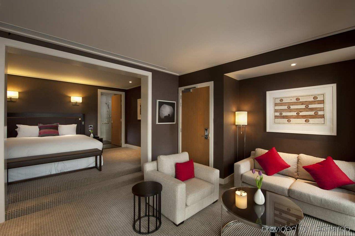 Doubletree By Hilton Квинстаун Экстерьер фото